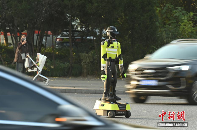 Hangzhou estreia primeiro agente de trânsito de IA