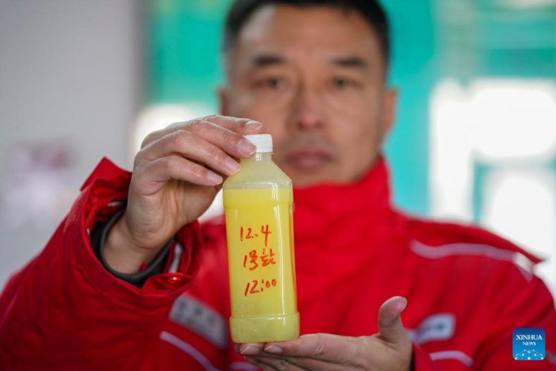 Campo Petrolífero de Daqing, na China, supera um milhão de toneladas em produção de óleo de xisto