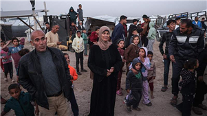 Assistência chinesa de US$ 100 milhões ajudará a reduzir sofrimento do povo palestino, diz porta-voz A mais recente assistência da China, no valor de US$ 100 milhões, à Palestina ajudará a melhorar a situação humanitária em Gaza e reduzir o sofrimento do povo palestino.