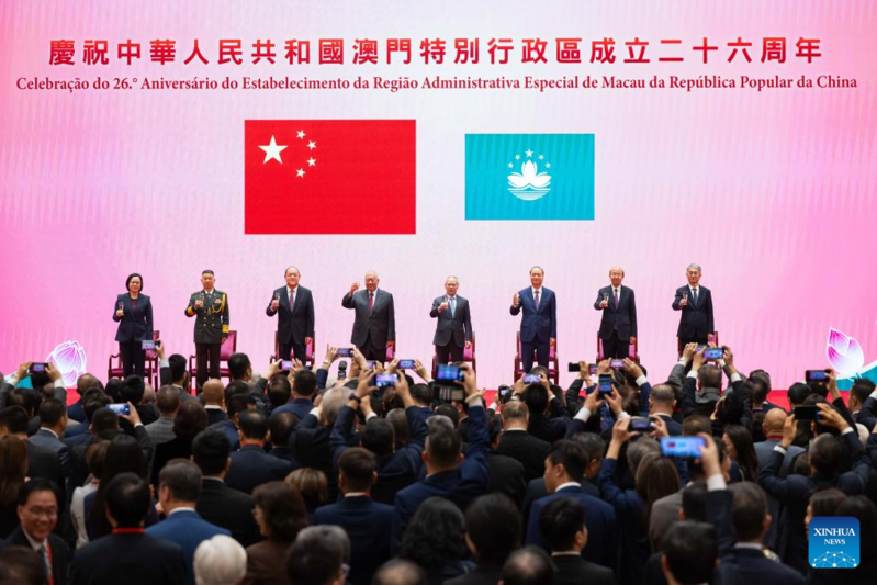 RAEM realiza hasteamento de bandeira e recepção para celebrar 26º aniversário do retorno à pátria