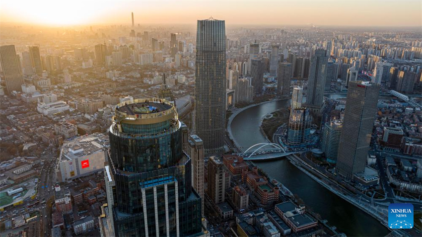 Recém-inaugurado mirante oferece vista panorâmica da cidade de Tianjin