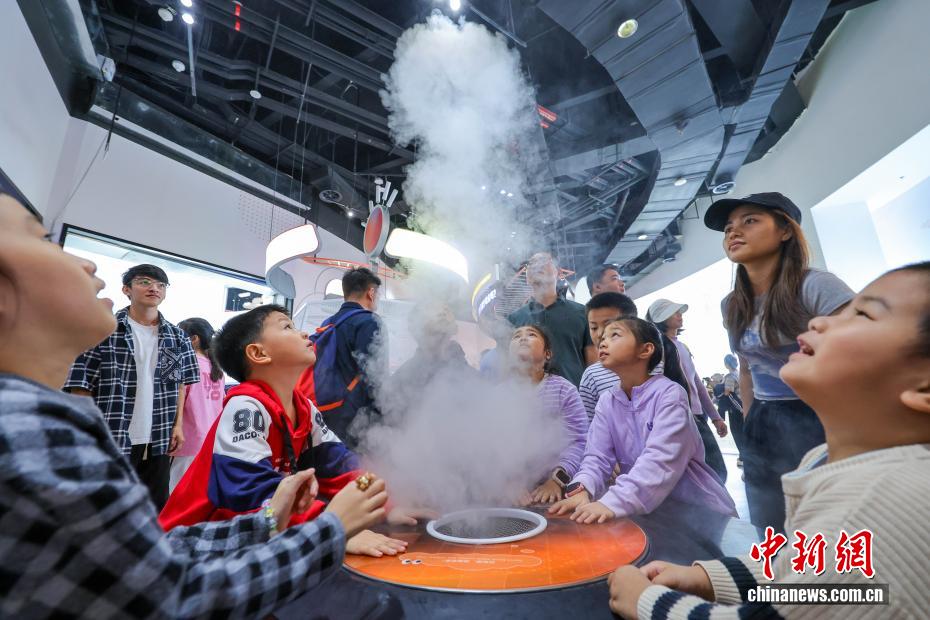 Museu de Ciência e Tecnologia de Hainan inaugura e oferece acesso gratuito ao público