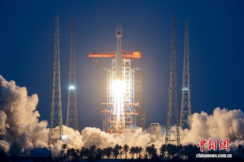 Foguete Longa Marcha-8A da China lança satélites da internet