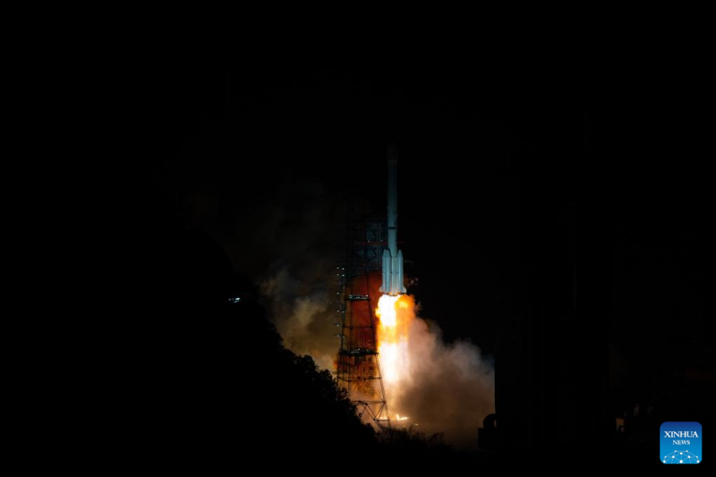 China lança satélite Fengyun-4 03