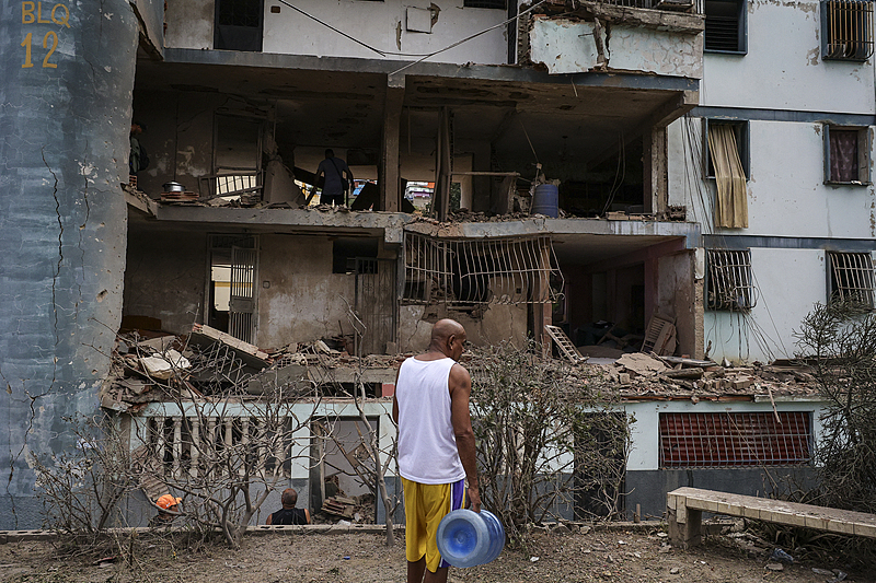 Várias residências danificadas após ataque aéreo dos EUA na Venezuela
