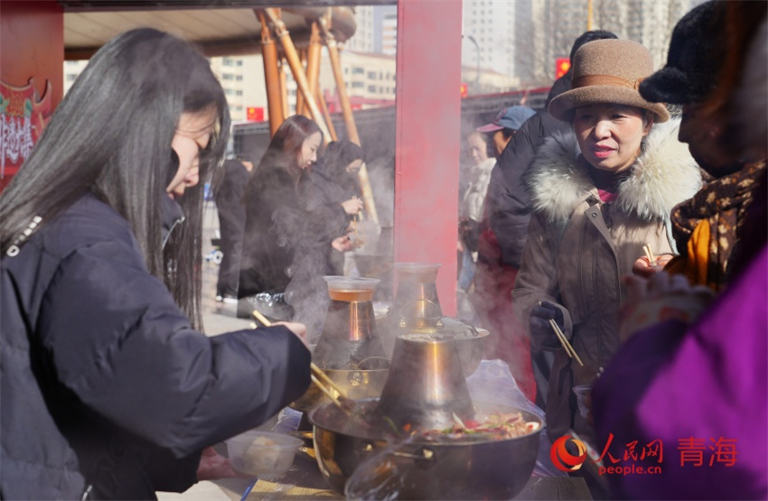 Qinghai: feira de património cultural imaterial resgata sabores do Ano Novo
