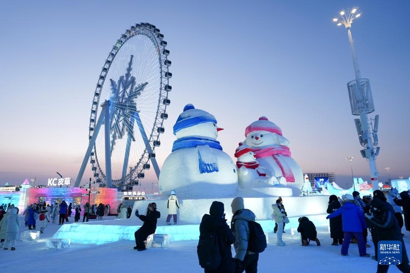 Galeria: espetáculo de luzes e encantos no Mundo de Gelo e Neve de Harbin