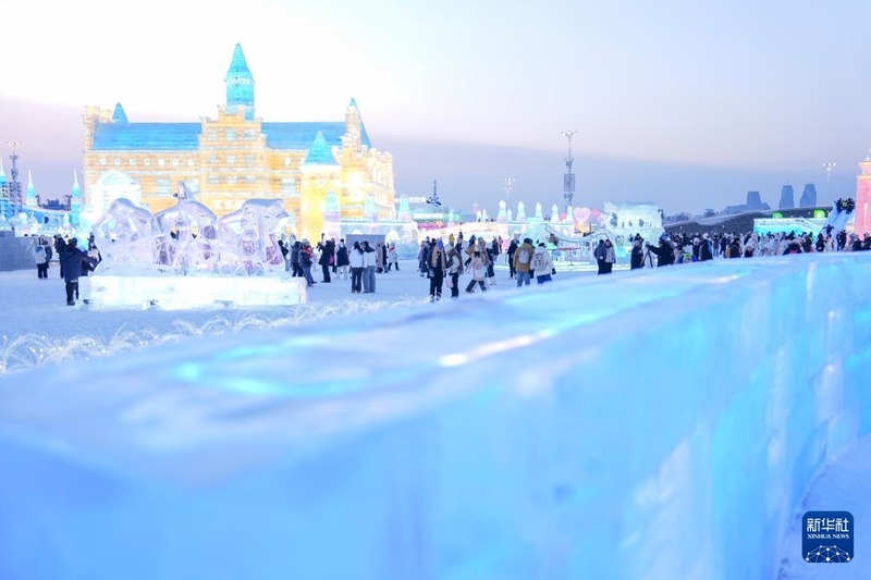 Galeria: espetáculo de luzes e encantos no Mundo de Gelo e Neve de Harbin