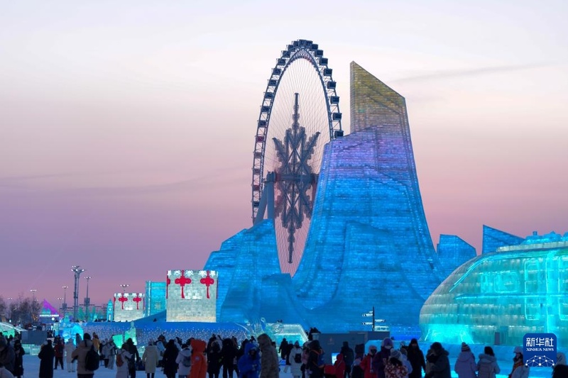 Galeria: espetáculo de luzes e encantos no Mundo de Gelo e Neve de Harbin