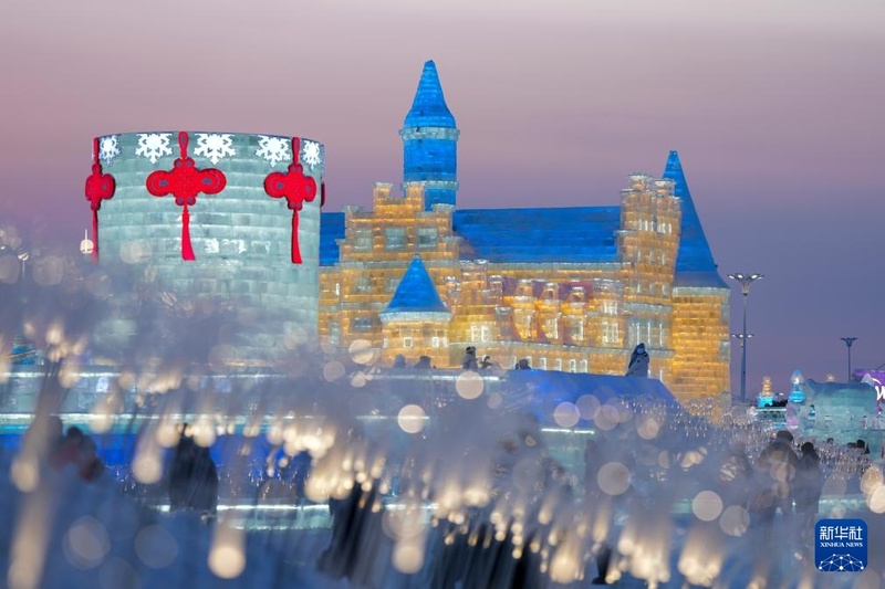 Galeria: espetáculo de luzes e encantos no Mundo de Gelo e Neve de Harbin