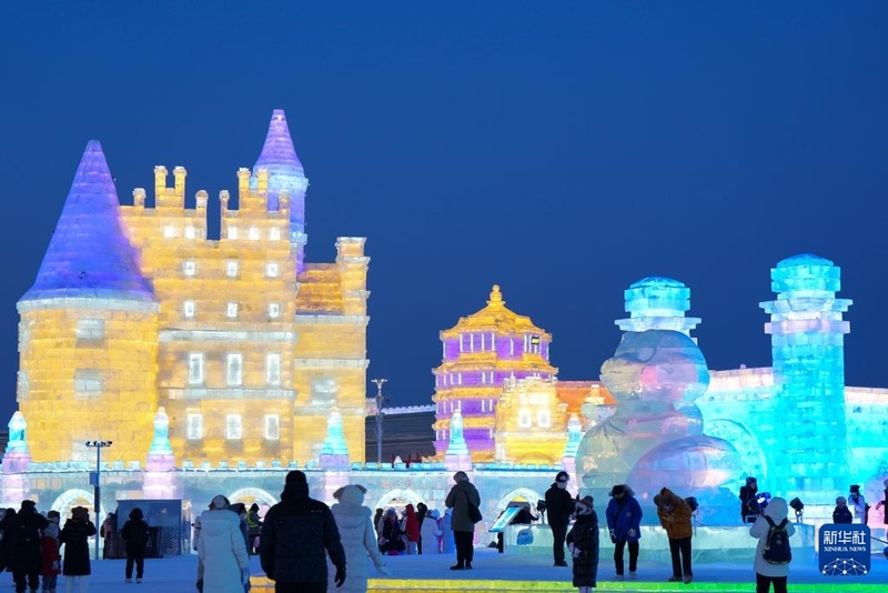 Galeria: espetáculo de luzes e encantos no Mundo de Gelo e Neve de Harbin