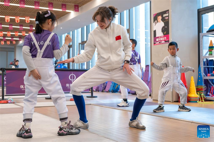 Abertura estimula aumento no número de visitantes que chegam à China e fortalece intercâmbios interpessoais