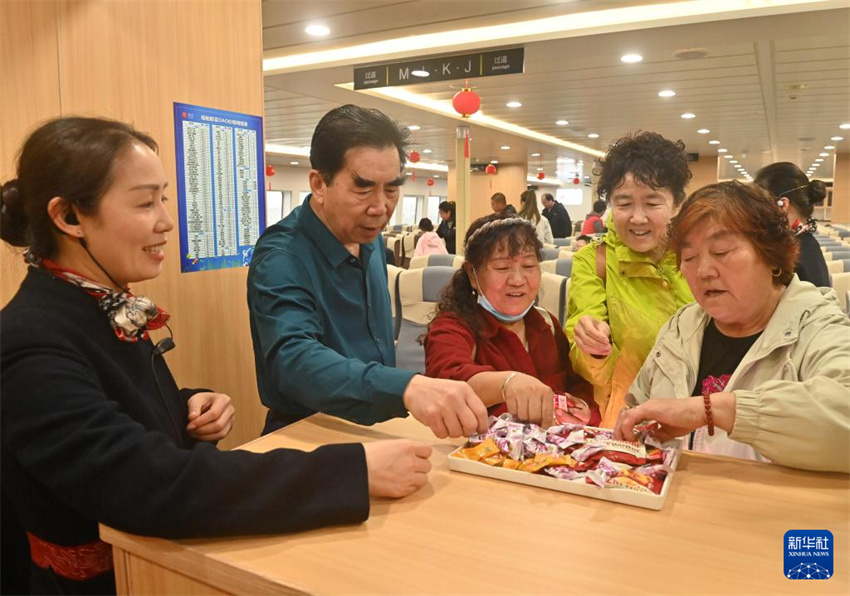 Guangxi: navio de alta velocidade para 1.200 passageiros entra em operação inaugural para o período do Festival da Primavera