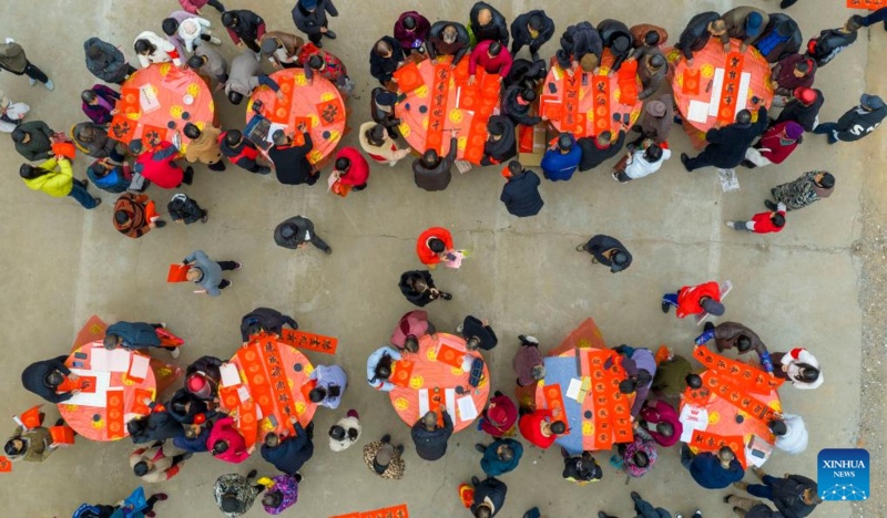 Preparativos para Festival da Primavera avançam em toda a China