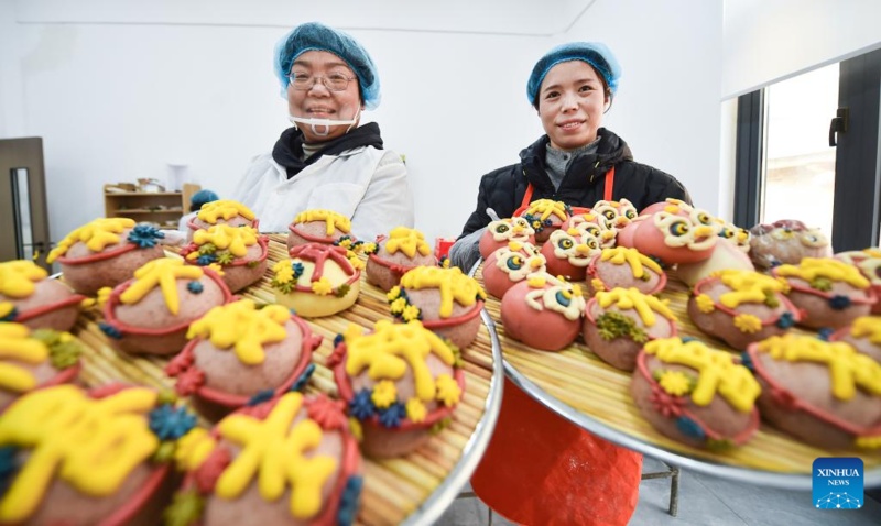 Preparativos para Festival da Primavera avançam em toda a China