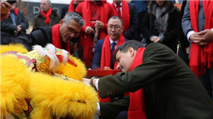 Portugal: Ano Novo Chinês chega a Braga com dança do leão e festividades culturaisÀ medida que o ritmo dos tambores ecoava em torno do teatro centenário, teve início a edição deste ano das celebrações do Ano Novo Chinês em Portugal.