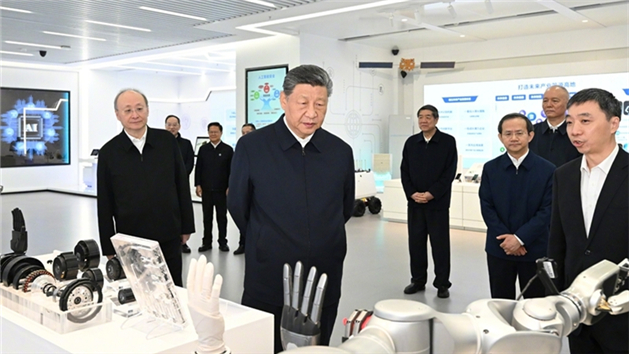 Xi Jinping destaca autossuficiência científica e tecnológica na construção de um país socialista moderno