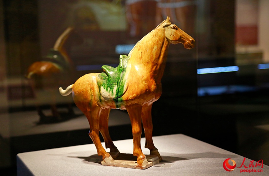 Museu de Tianjin apresenta exposição especial do Ano do Cavalo