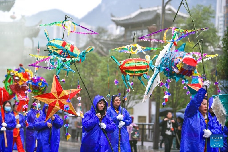Galeria: festival étnico “Maolong” é celebrado em Guizhou