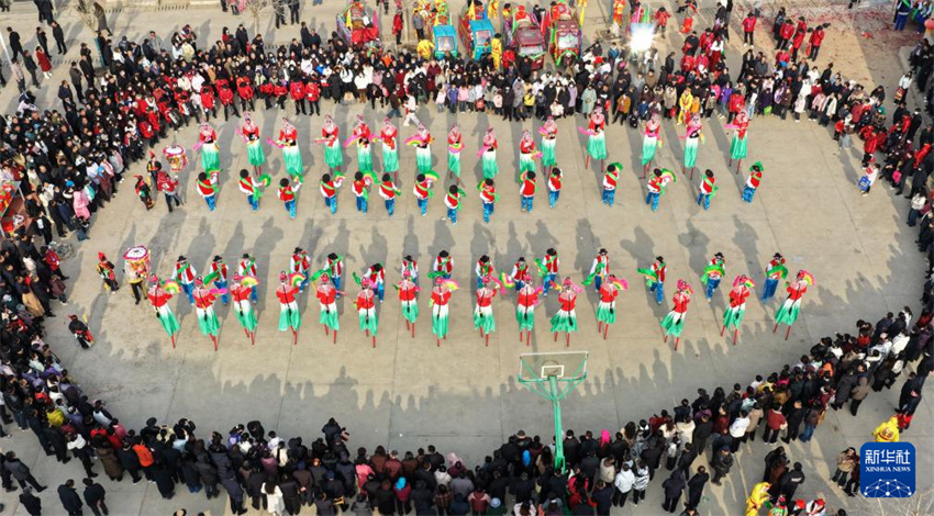 China realiza atividades para celebrar o Festival das Lanternas