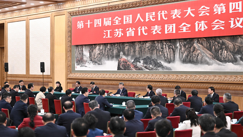Xi Jinping participa de deliberação na anual sessão legislativa nacional