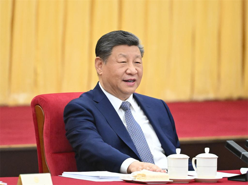 Xi Jinping pede progresso decisivo na Iniciativa China Saudável durante período do 15º Plano Quinquenal