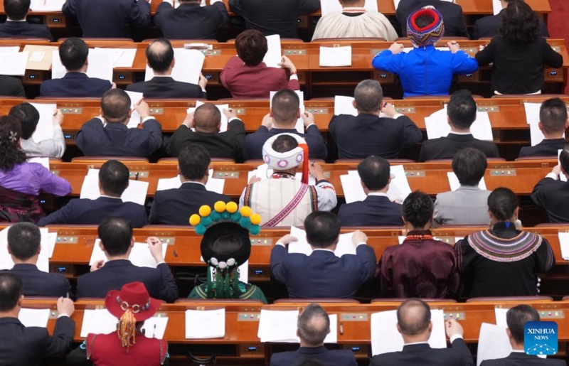 Legislatura nacional da China realiza segunda reunião plenária