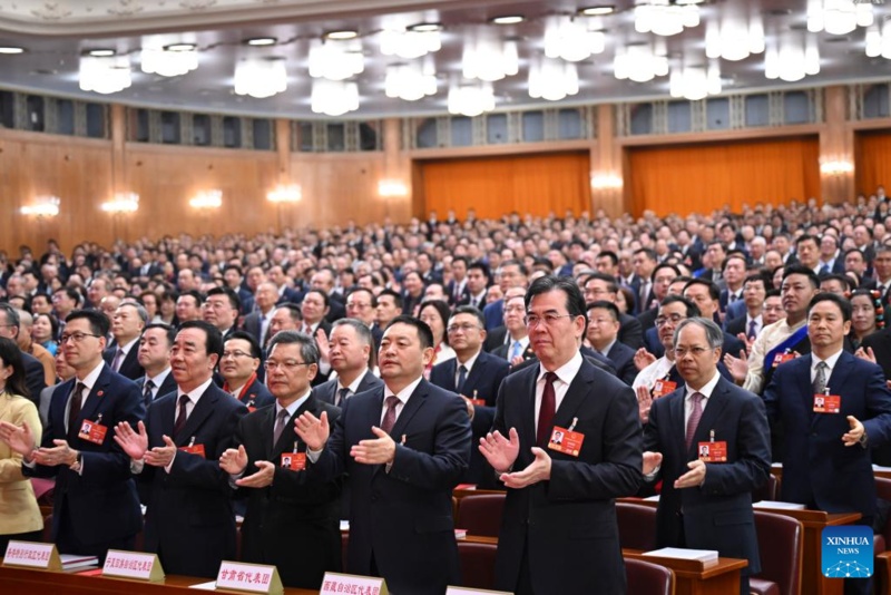 Legislatura nacional da China realiza reunião de encerramento da sessão anual