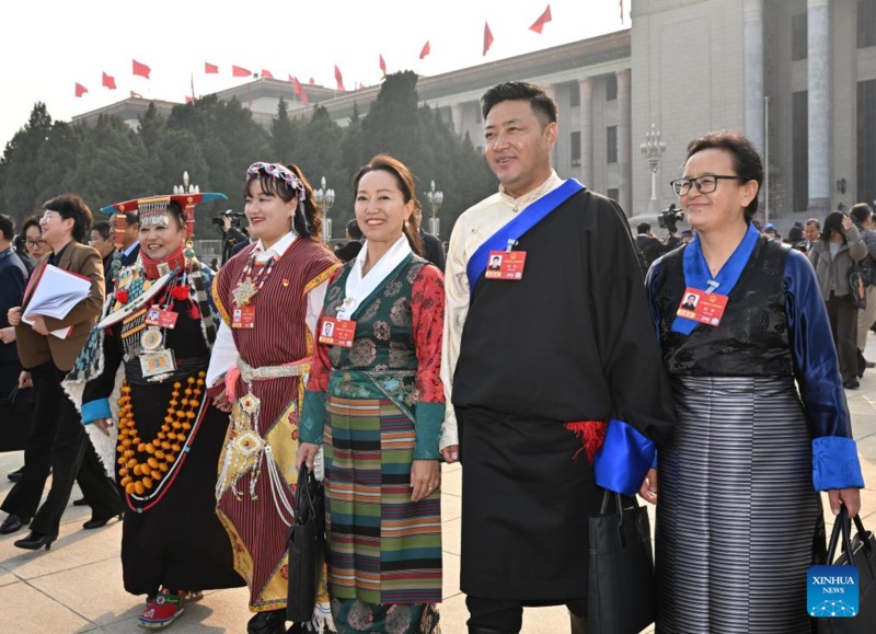 Legislatura nacional da China realiza reunião de encerramento da sessão anual