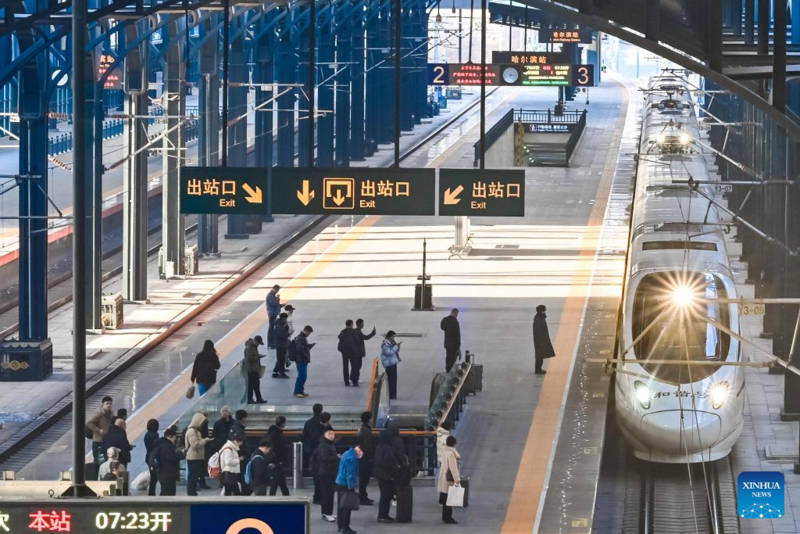 Estimativa de viagens da Festa da Primavera na China é de recorde de 9,4 bilhões