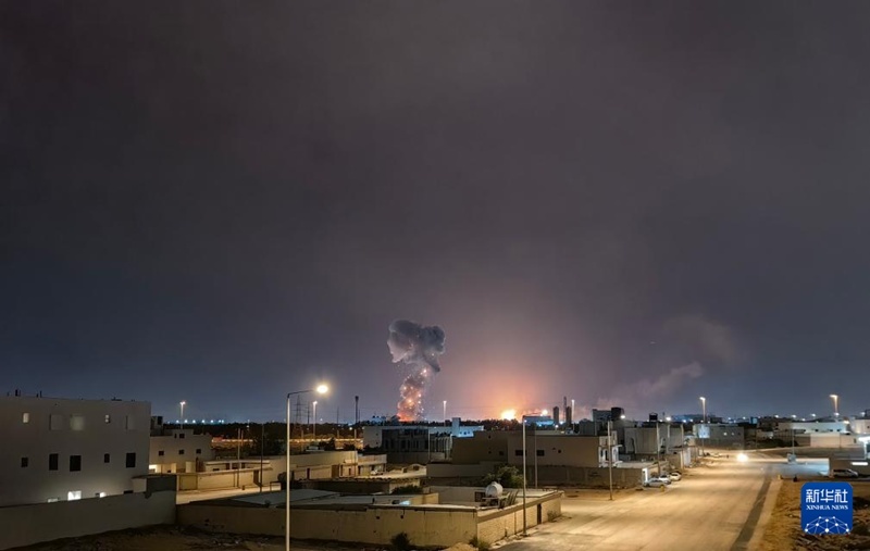 Riad é alvo de ataque com mísseis balísticos