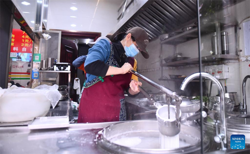 Massa de arroz Shengzha, um sabor fresco do patrimônio imaterial de Guangxi