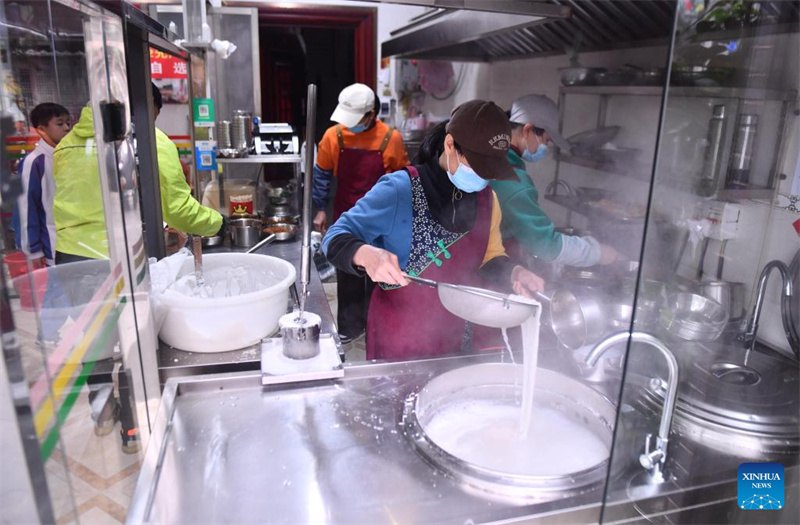 Massa de arroz Shengzha, um sabor fresco do patrimônio imaterial de Guangxi