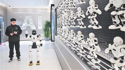 Volume diário de uso de tokens na China ultrapassa 140 trilhões O volume médio diário de uso de tokens na China já havia ultrapassado 140 trilhões.