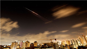 Banco Central do Brasil alerta que conflito no Oriente Médio pode ter impacto econômico "significativo e duradouro"Banco Central do Brasil alertou na quinta-feira que, se o conflito no Oriente Médio persistir, o impacto sobre os preços e a atividade econômica global poderá ser significativo e duradouro.