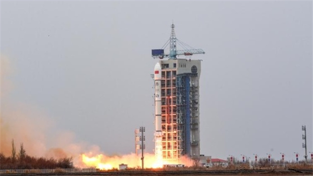 China lança com sucesso novo satélite de teste