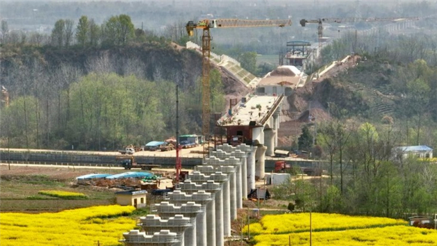 Galeria: construção intensa na ferrovia de alta velocidade Hefei-Wuhan