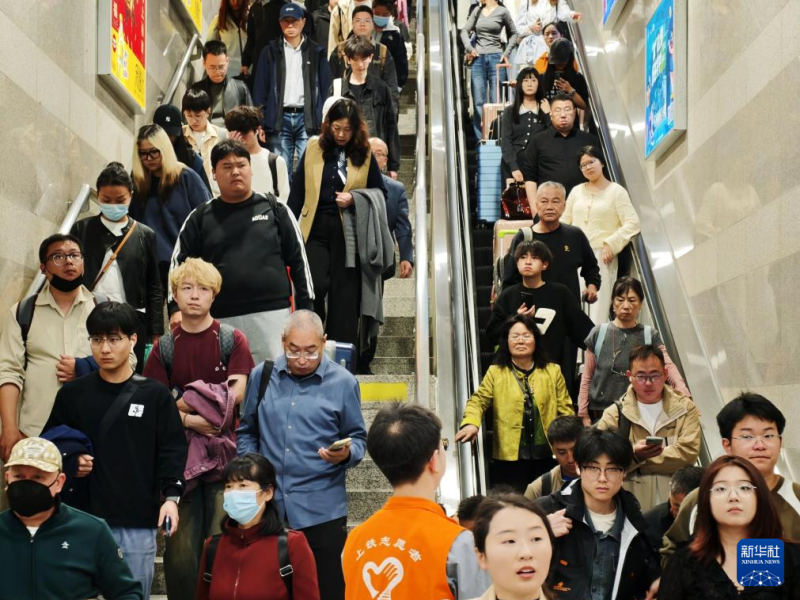 Feriado Qingming com cerca de 840 milhões de deslocamentos inter-regionais na China