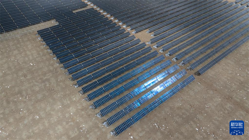 Xizang inicia construção de usina solar térmica a 4.550 metros de altitude