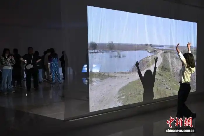 Realizada exposição de videoarte China-América Latina no sudoeste da China