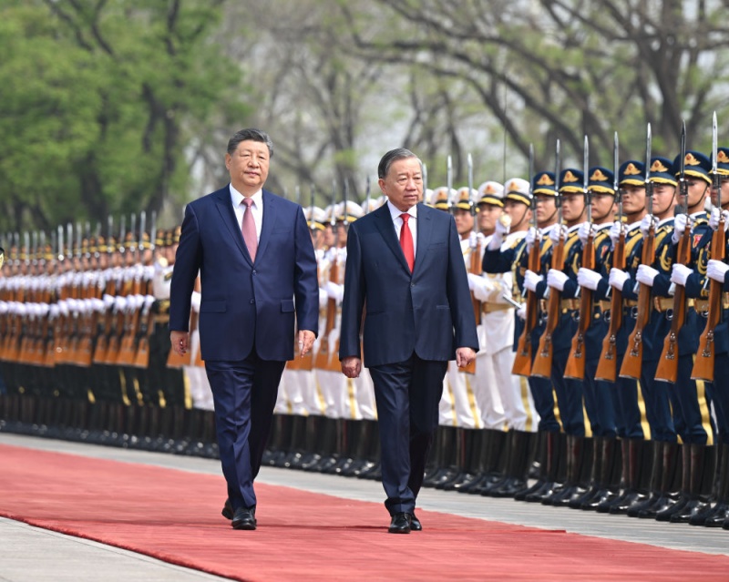 Mais altos líderes da China e do Vietnã mantêm conversações em Beijing