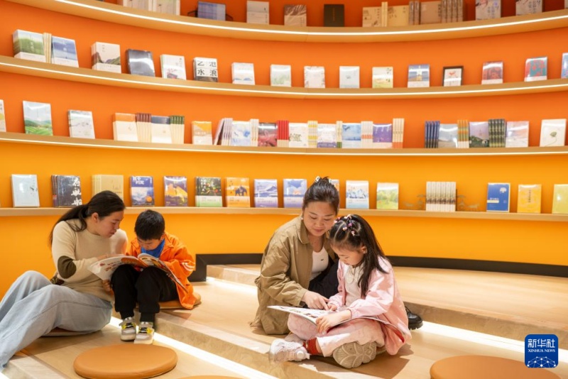 China realiza primeira Semana Nacional da Leitura