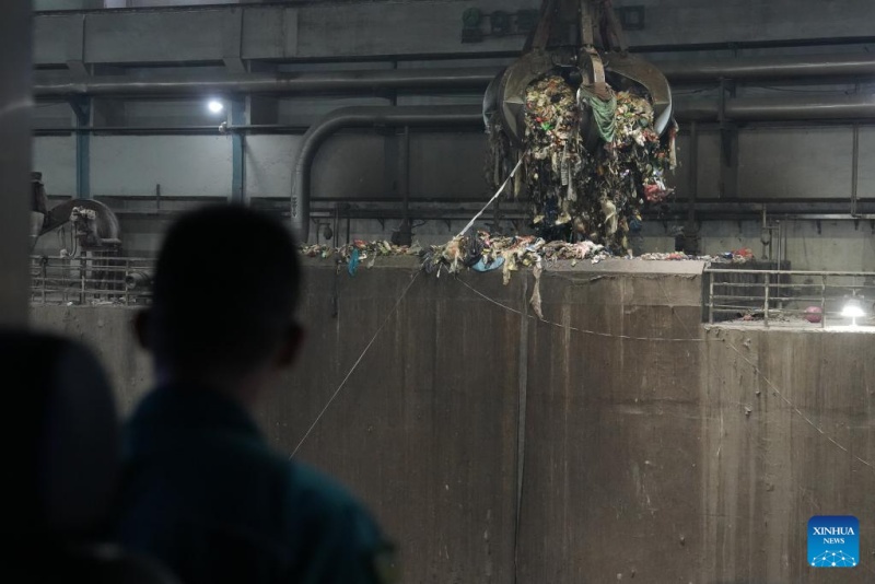 Resíduos domésticos transformam-se em eletricidade verde em Hunan, na China