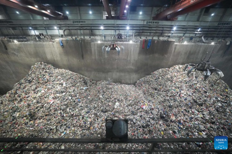 Resíduos domésticos transformam-se em eletricidade verde em Hunan, na China