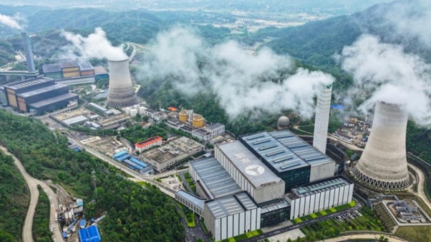 Resíduos domésticos transformam-se em eletricidade verde em Hunan, na China