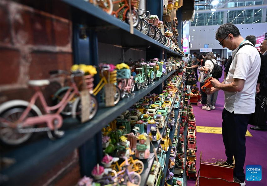 139ª Feira de Cantão inaugura segunda fase