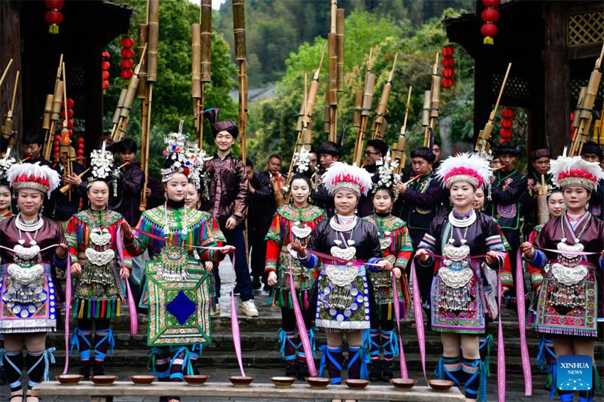 Galeria: ornamentos de prata do grupo étnico Dong, sudoeste da China