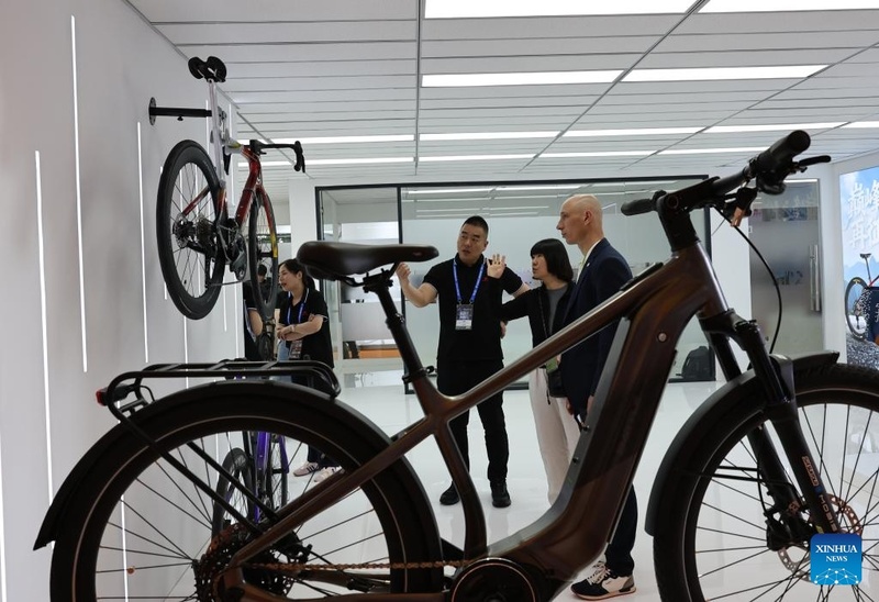 Feira Internacional de Bicicletas da China 2026 inaugurada em Shanghai