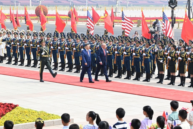 Xi Jinping realiza cerimônia de boas-vindas para Trump