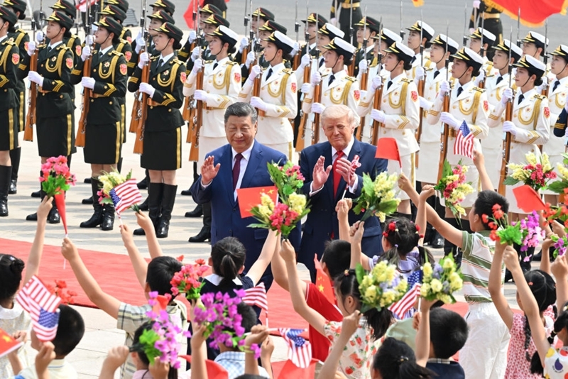 Xi Jinping realiza cerimônia de boas-vindas para Trump